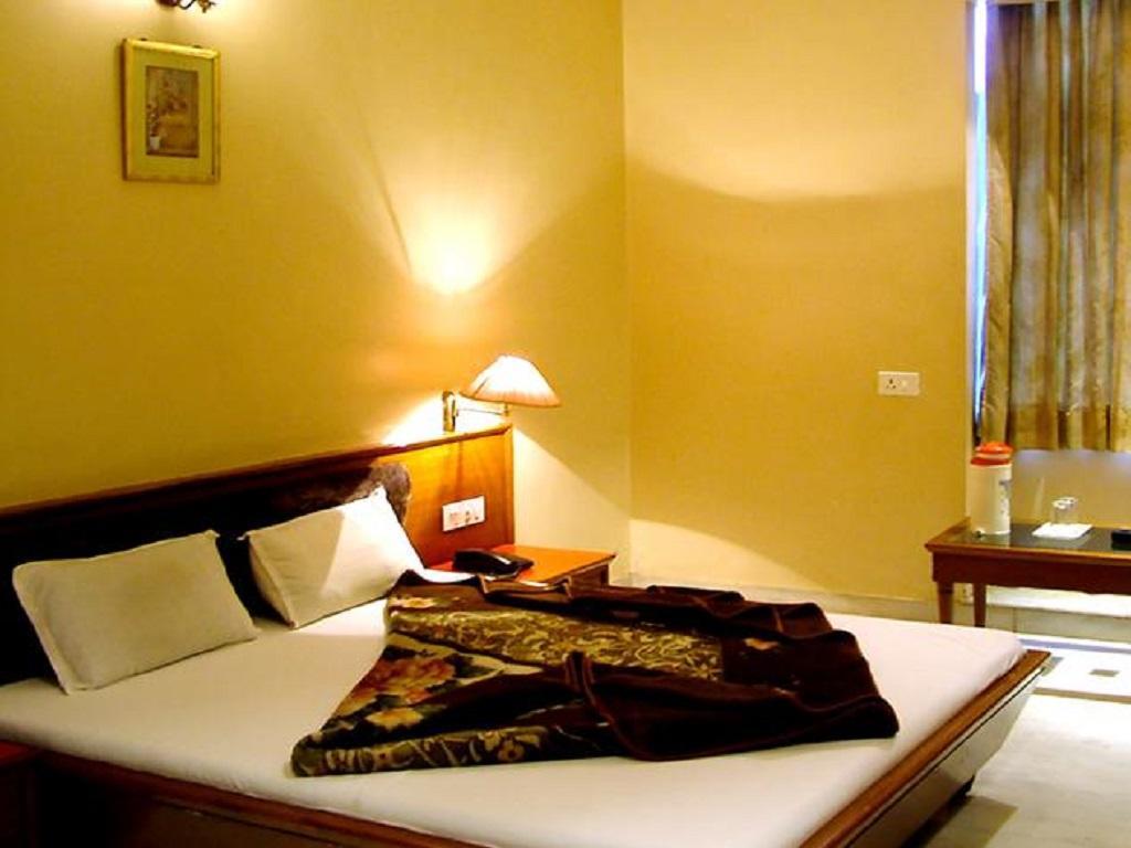 Hotel Ambaji International Ranpur Eksteriør billede